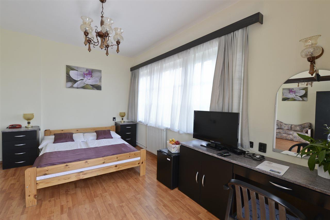 Budai Hotel Budapeszt Zewnętrze zdjęcie